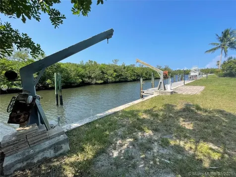 8545 SE Palm Street Hobe Sound FL 33455