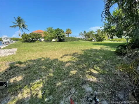 8545 SE Palm Street Hobe Sound FL 33455
