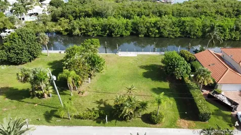 8545 SE Palm Street Hobe Sound FL 33455