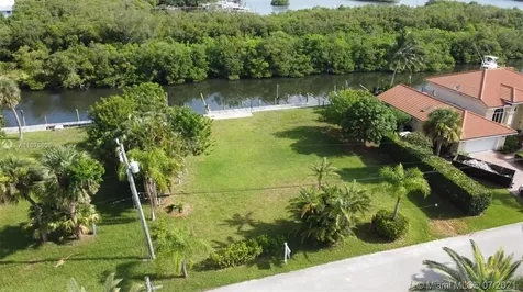 8545 SE Palm Street Hobe Sound FL 33455