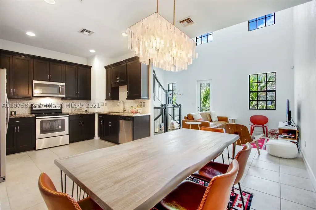 11510 SW 15th Street Pembroke Pines FL 33025