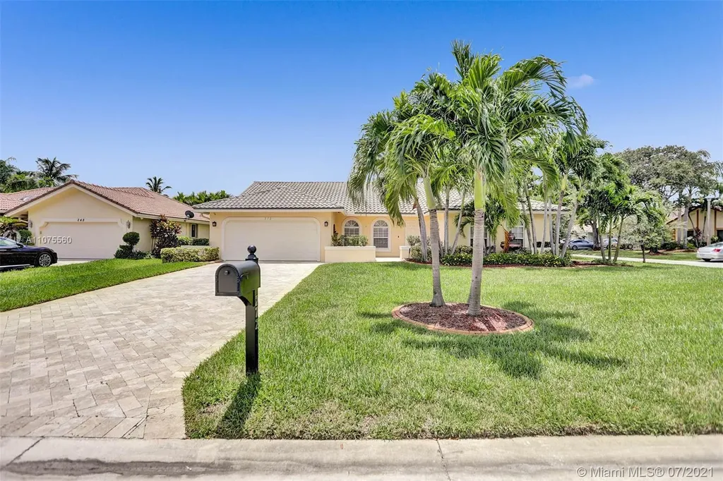 272 NW 121st Avenue Coral Springs FL 33071