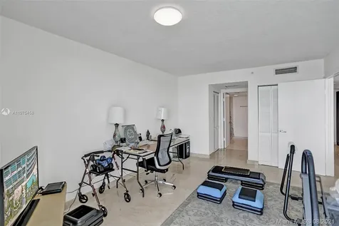 665 NE 25th Street Miami FL 33137