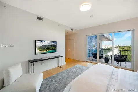6103 Aqua Avenue Miami Beach FL 33141