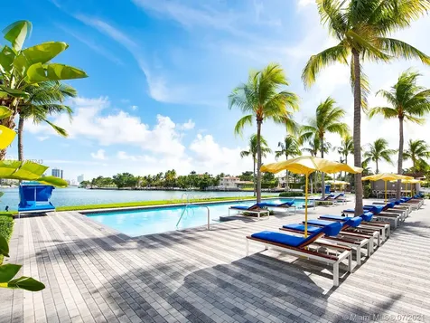6103 Aqua Avenue Miami Beach FL 33141