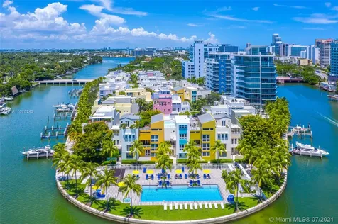 6103 Aqua Avenue Miami Beach FL 33141