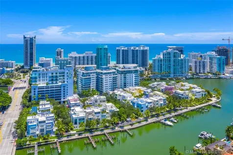 6103 Aqua Avenue Miami Beach FL 33141