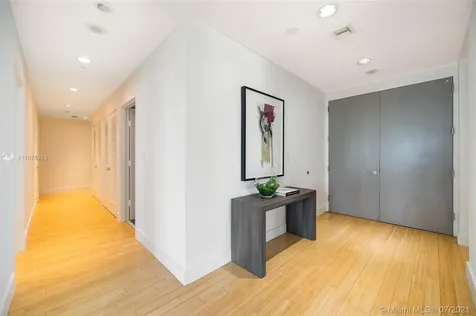 6103 Aqua Avenue Miami Beach FL 33141