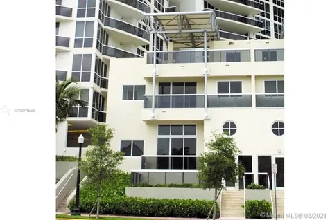 400 Alton Road Miami Beach FL 33139