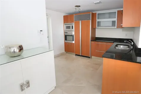 400 Alton Road Miami Beach FL 33139