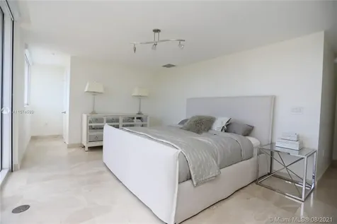400 Alton Road Miami Beach FL 33139