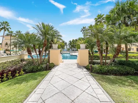 791 Crandon Boulevard Key Biscayne FL 33149