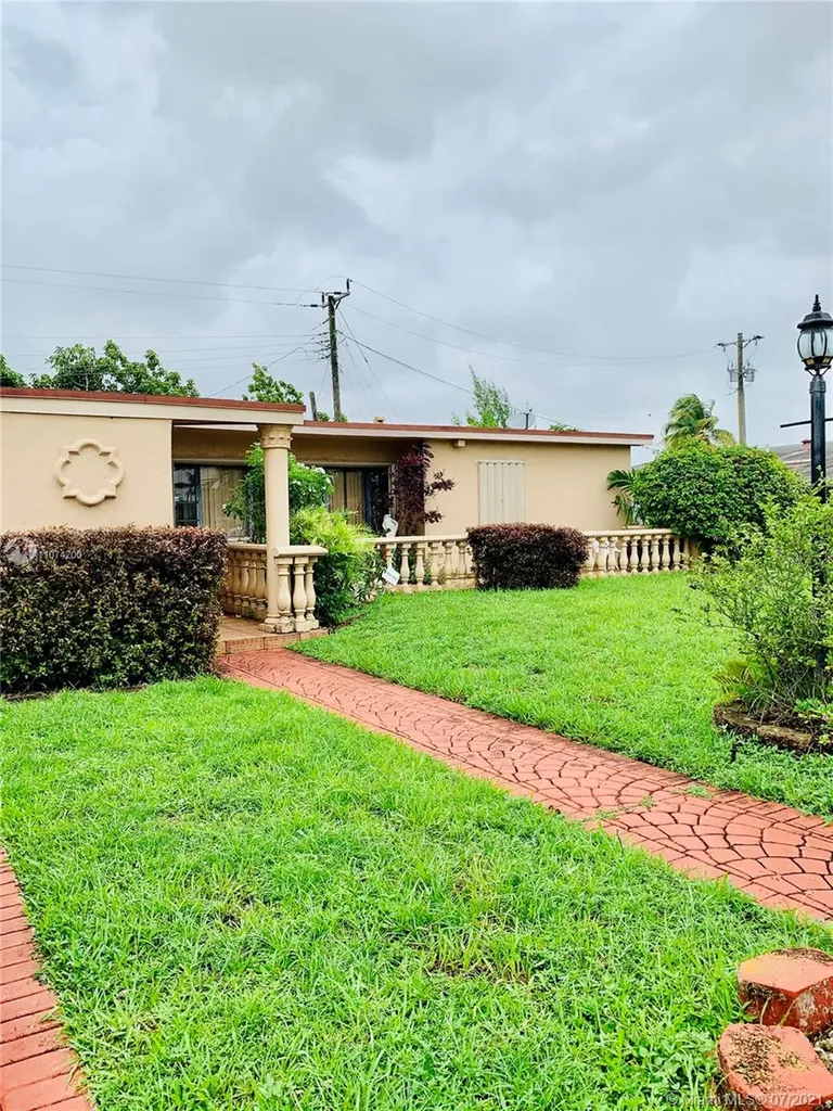 929 W 64th Street Hialeah FL 33012