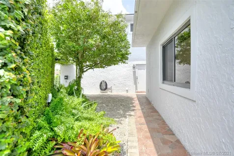 1251 NE 82nd Street Miami FL 33138