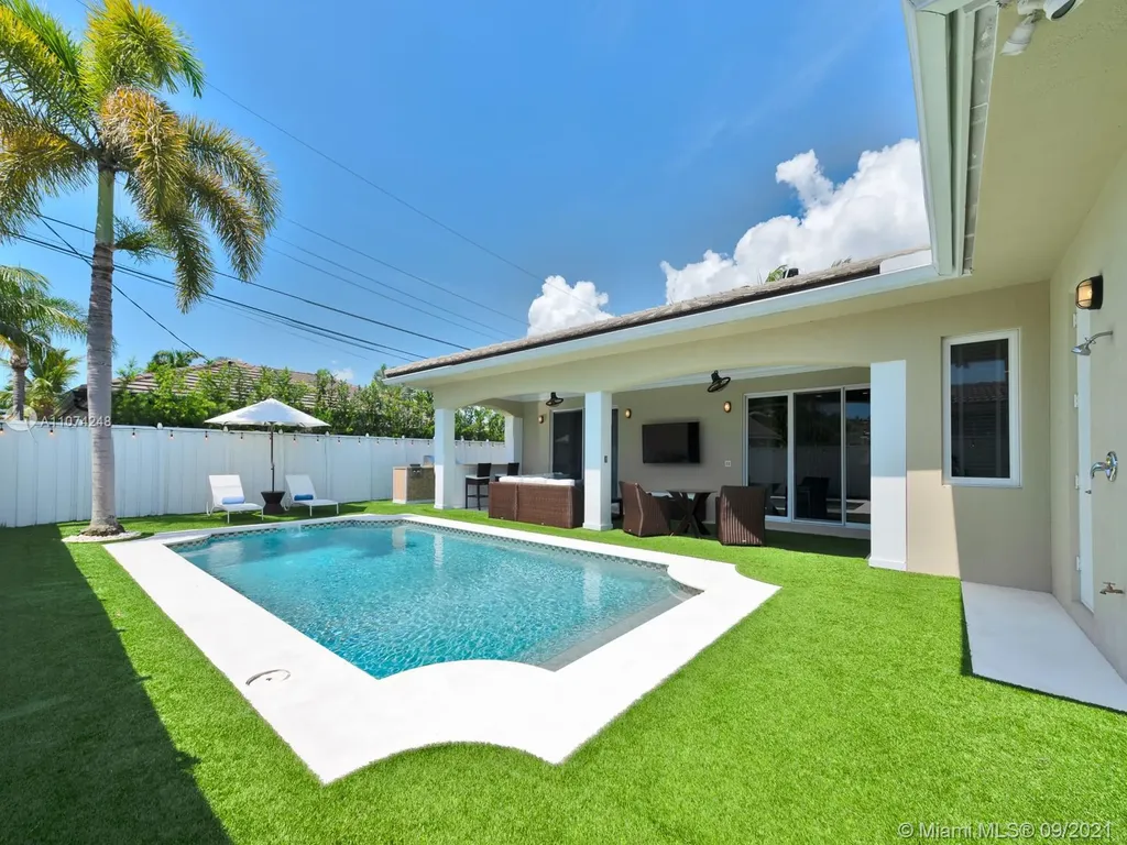 254 Corsair Avenue Lauderdale By The Sea FL 33308