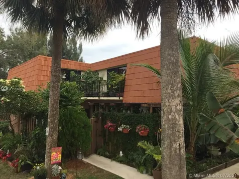 8124 S Coral Circle North Lauderdale FL 33068