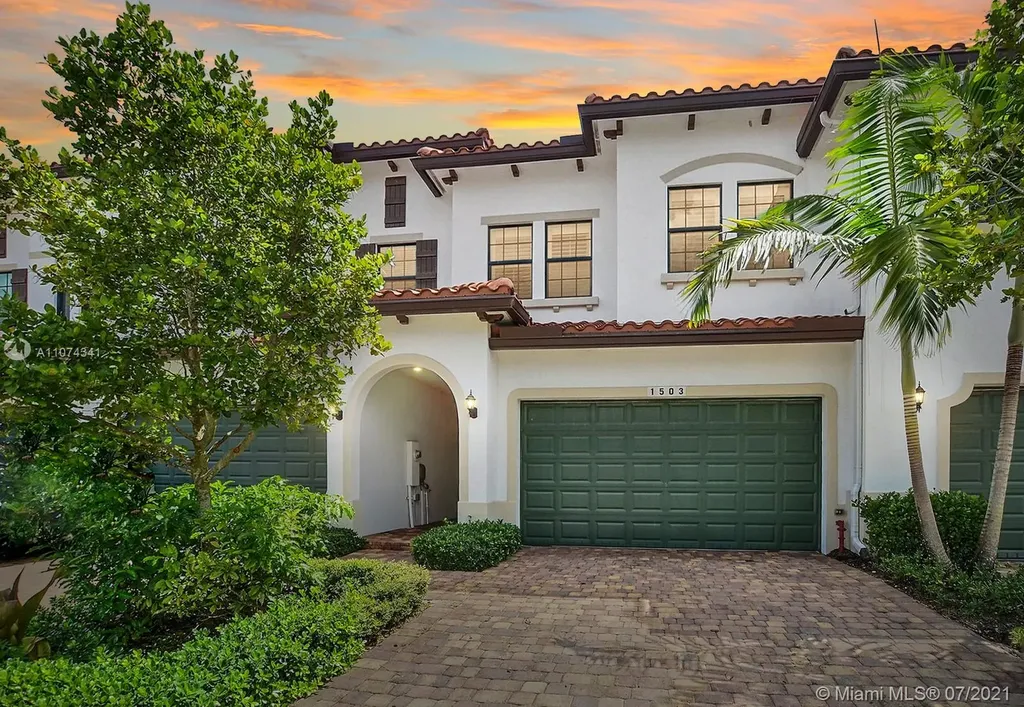 1503 SW 113th Avenue Pembroke Pines FL 33025