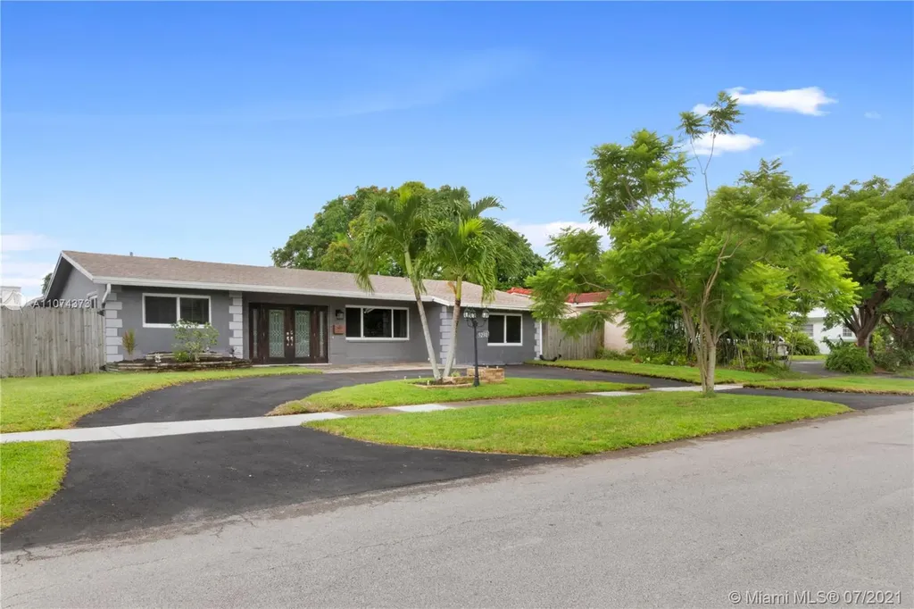 5230 Polk Street Hollywood FL 33021