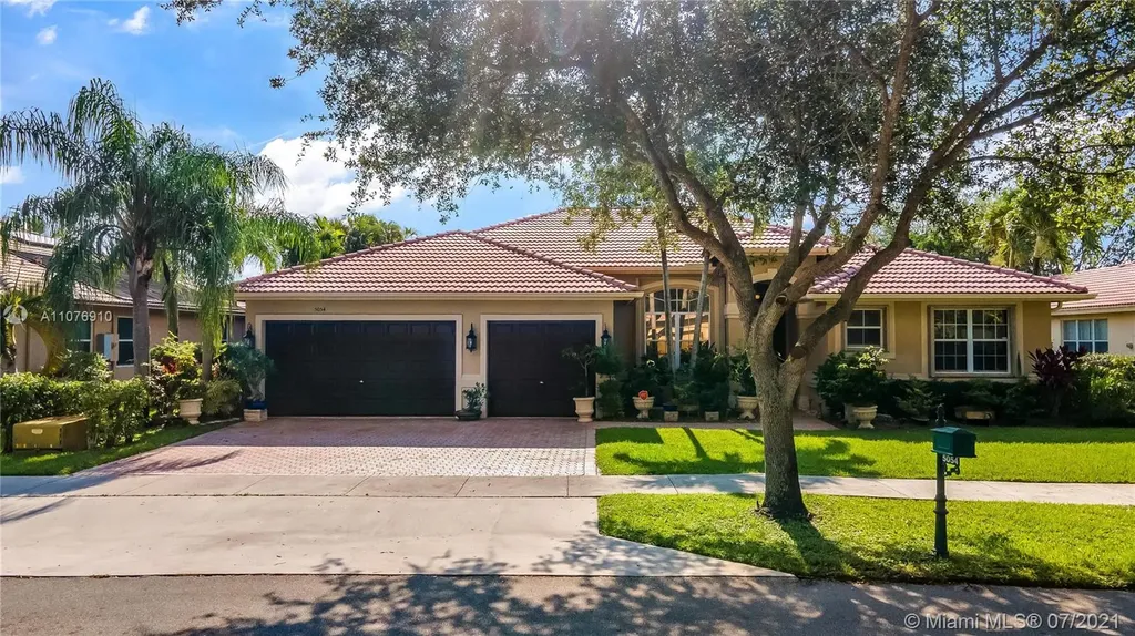 5054 Countrybrook Drive Cooper City FL 33330