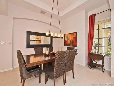 1995 Harbor View Circle Weston FL 33327