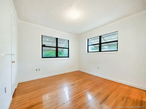 911 Santiago Street Coral Gables FL 33134