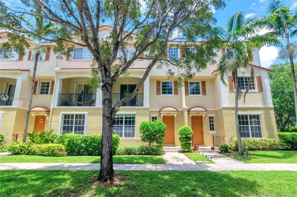 4533 Danson Way Delray Beach FL 33445