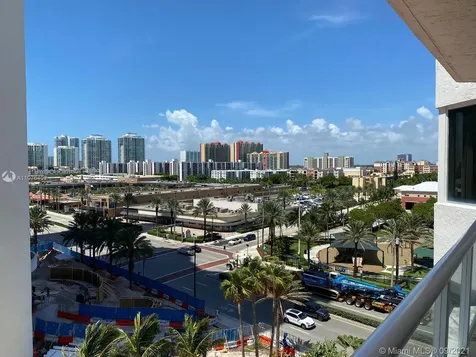 17275 Collins Avenue Sunny Isles Beach FL 33160