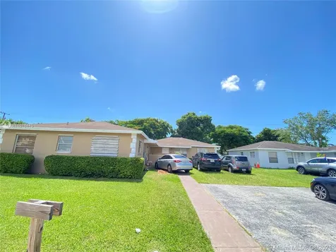 18645 SW 100th Avenue Cutler Bay FL 33157
