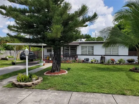 4711 SW 41st Street West Park FL 33023