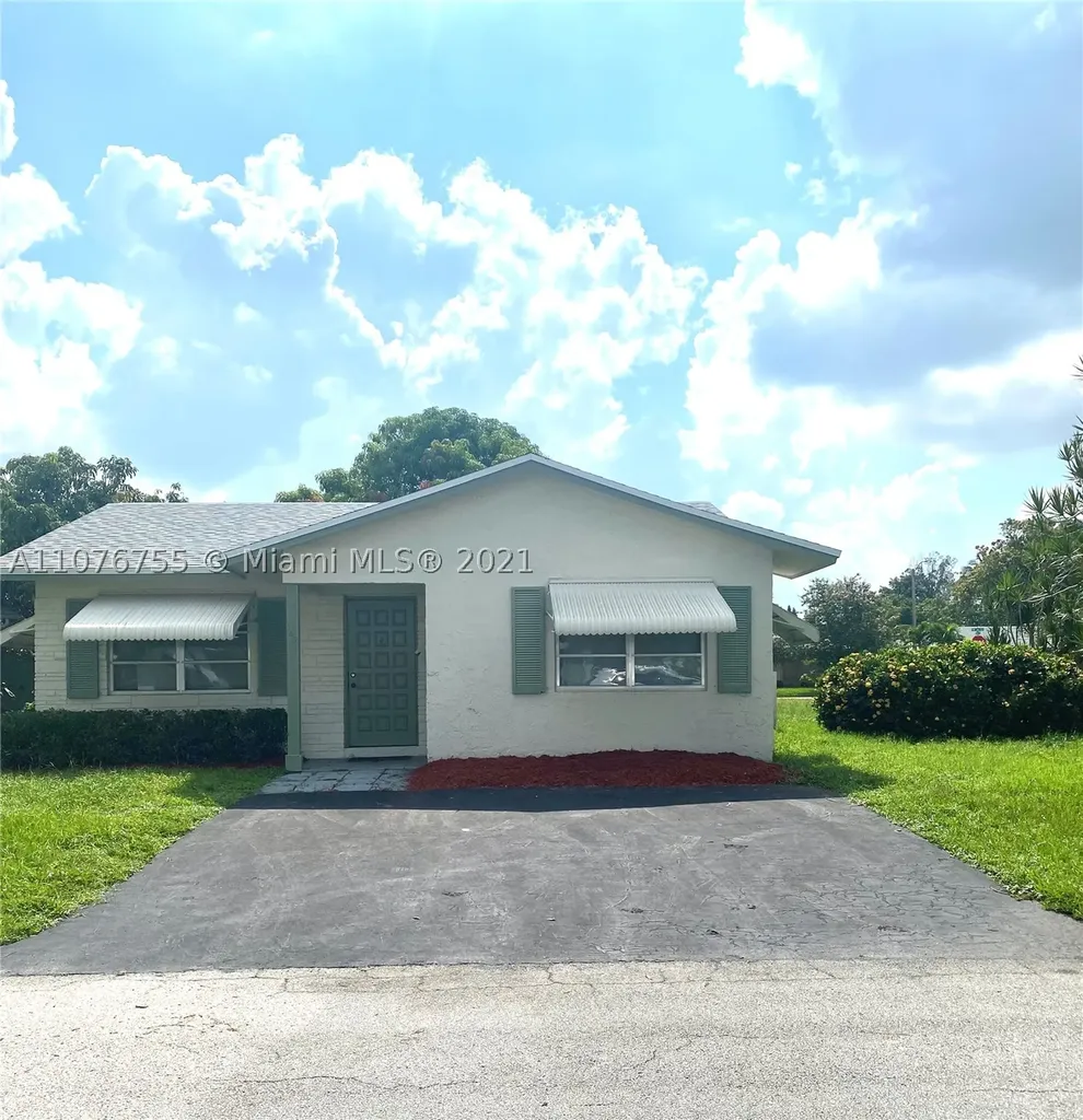 7606 NW 67th Avenue Tamarac FL 33321