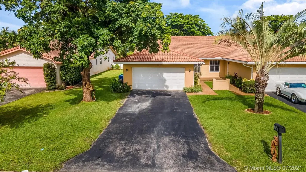 2993 NW 103rd Lane Coral Springs FL 33065