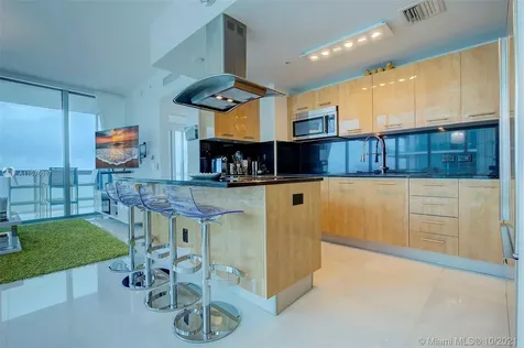 6899 Collins Avenue Miami Beach FL 33141