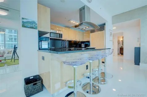 6899 Collins Avenue Miami Beach FL 33141