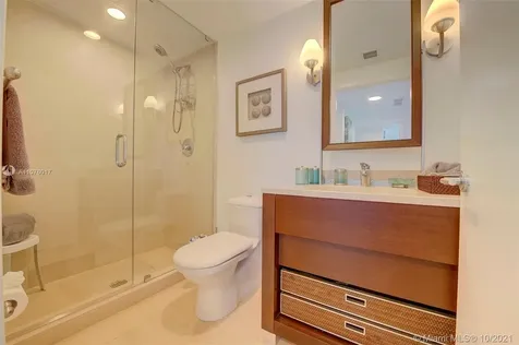 6899 Collins Avenue Miami Beach FL 33141