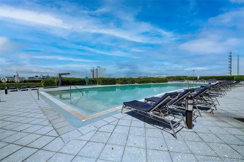 6899 Collins Avenue Miami Beach FL 33141