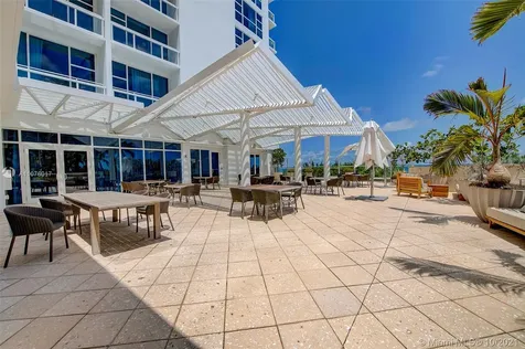 6899 Collins Avenue Miami Beach FL 33141
