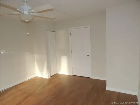 7904 West Drive North Bay Village FL 33141