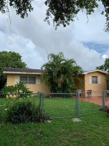 935 NW 32nd Court Miami FL 33125