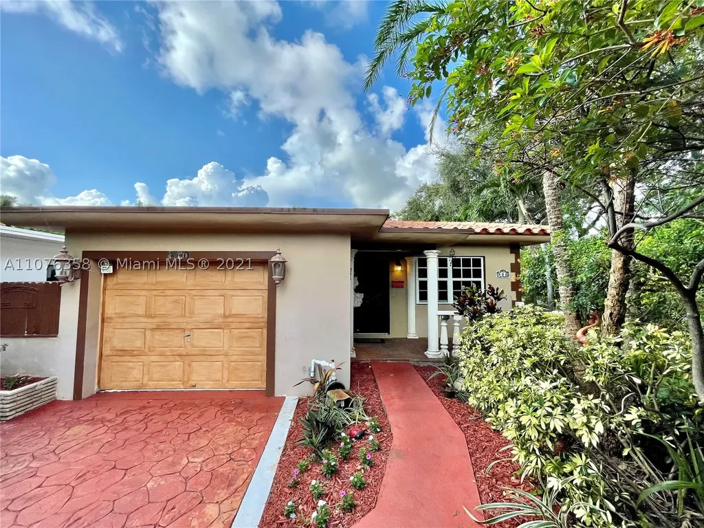 900 NE 122nd Street North Miami FL 33161
