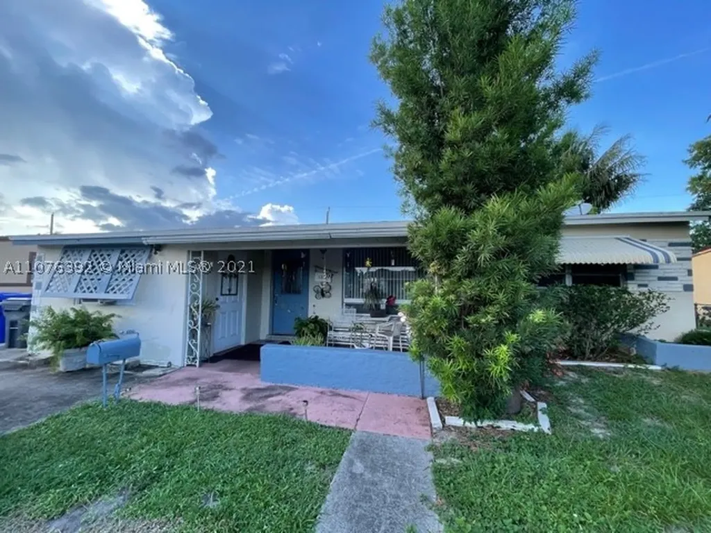 6861 Hope Street Hollywood FL 33024