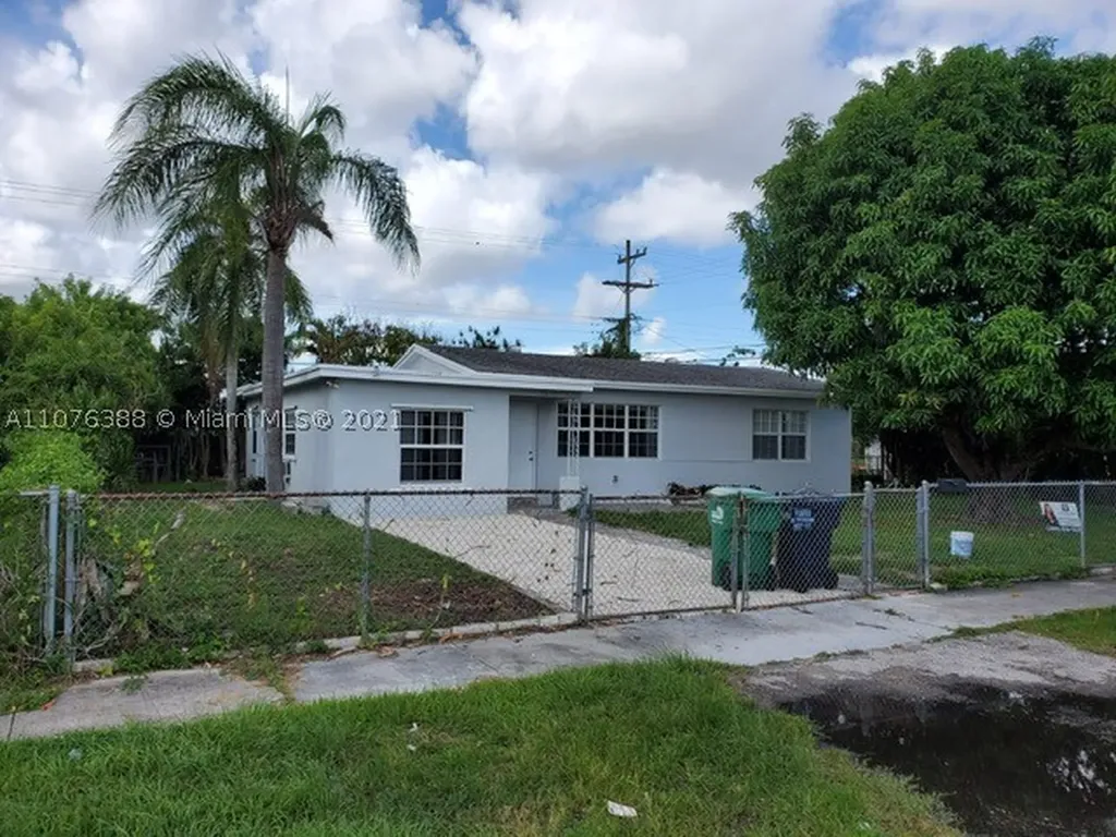 15265 SW 298th Terrace Homestead FL 33033