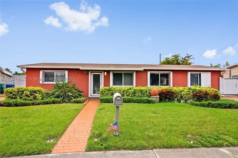 7910 NW 179th Street Hialeah FL 33015