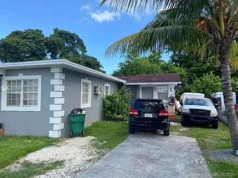 9430 SW 39th Street Miami FL 33165