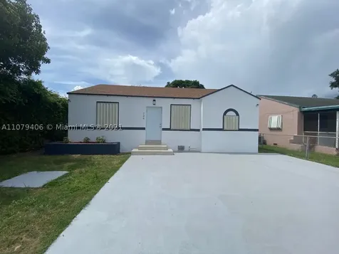 726 NW 76th Street Miami FL 33150