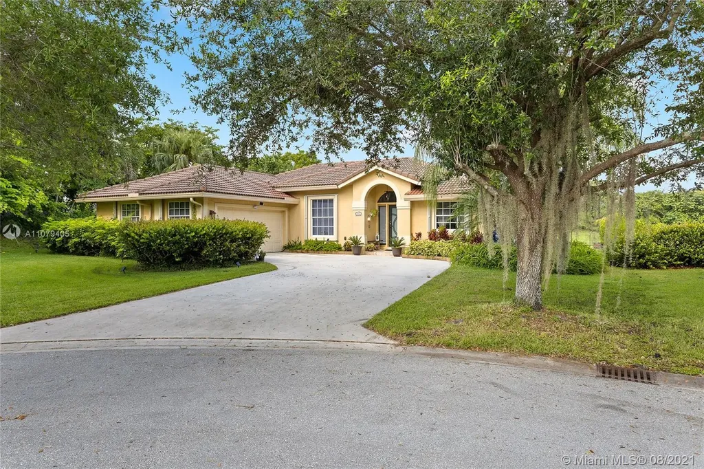 1546 NW 103rd Terrace Coral Springs FL 33071