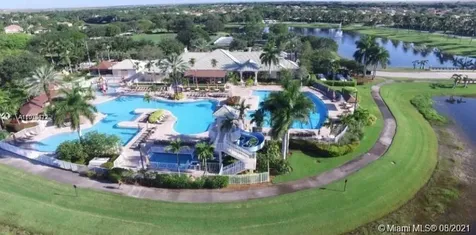1077 Waterside Circle Weston FL 33327