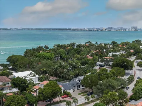 4450 Alton Road Miami Beach FL 33140