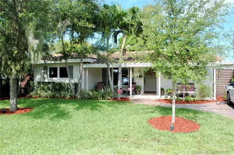 3561 NE 13th Avenue Oakland Park FL 33334