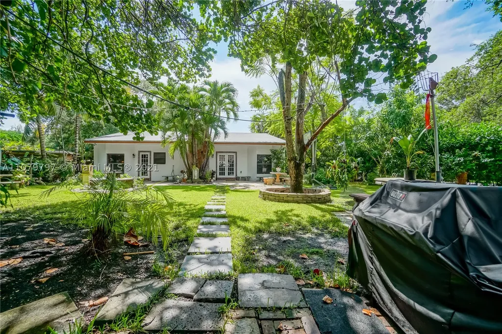 6801 SW 63rd Avenue South Miami FL 33143