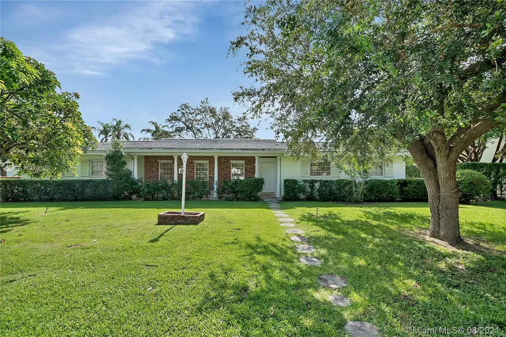 6325 SW 69th Avenue South Miami FL 33143